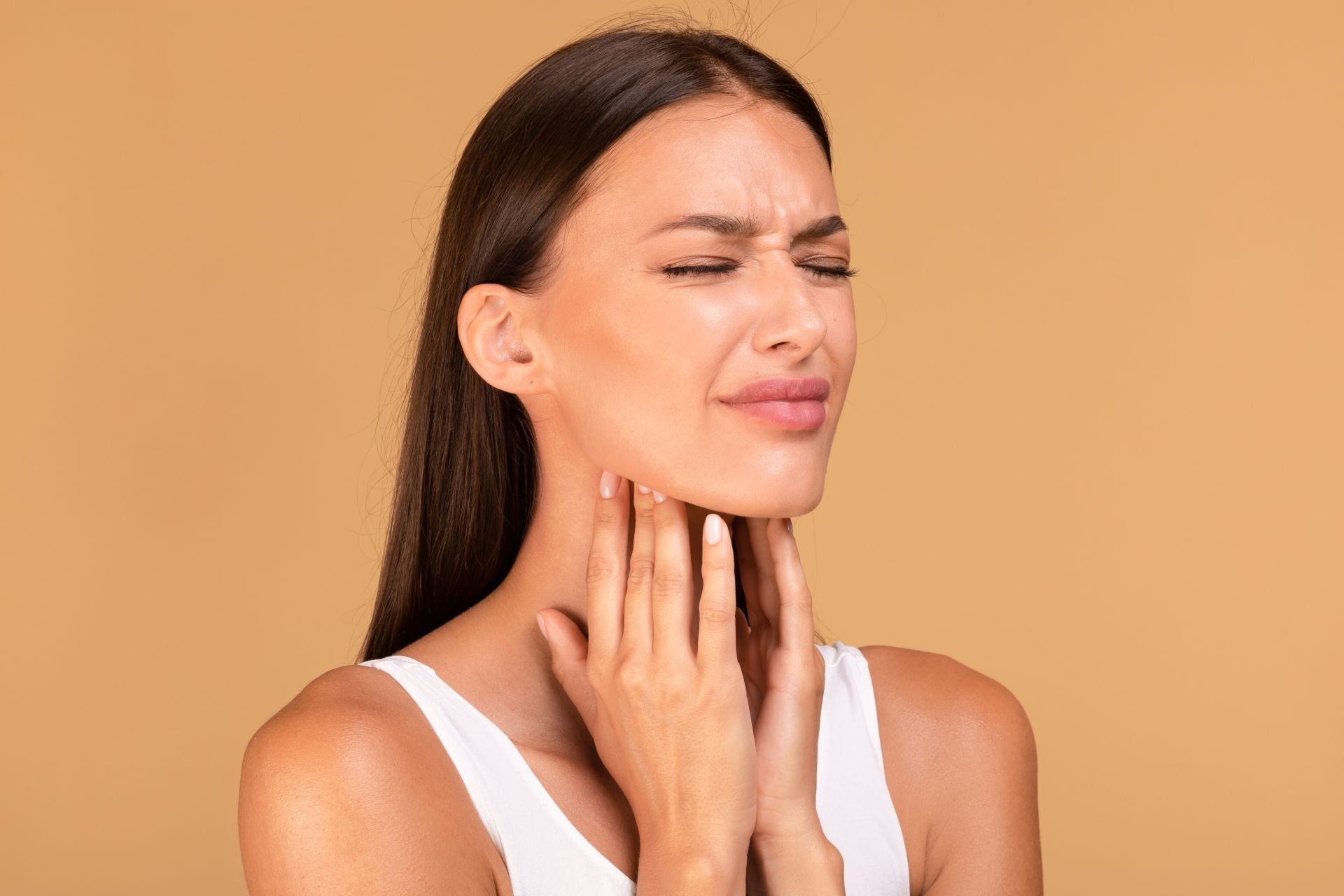 Laringite: cause, sintomi e consigli per una pronta guarigione