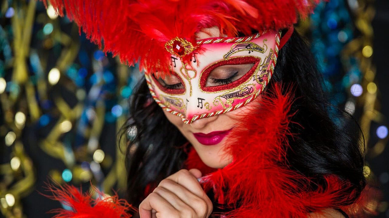 Carnevale da protagonista: ecco come truccarsi!