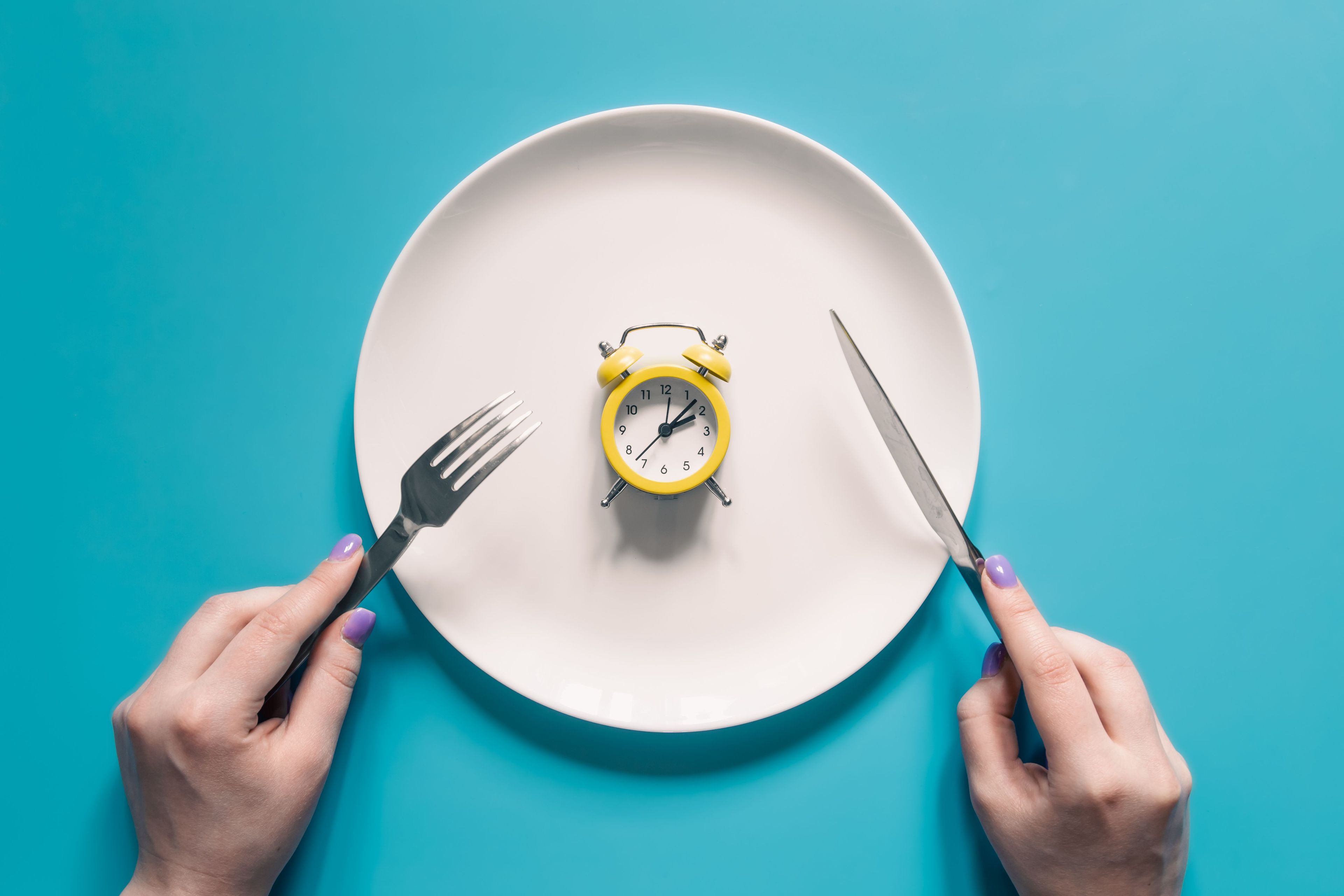 Digiuno intermittente: guida completa a vantaggi e svantaggi
