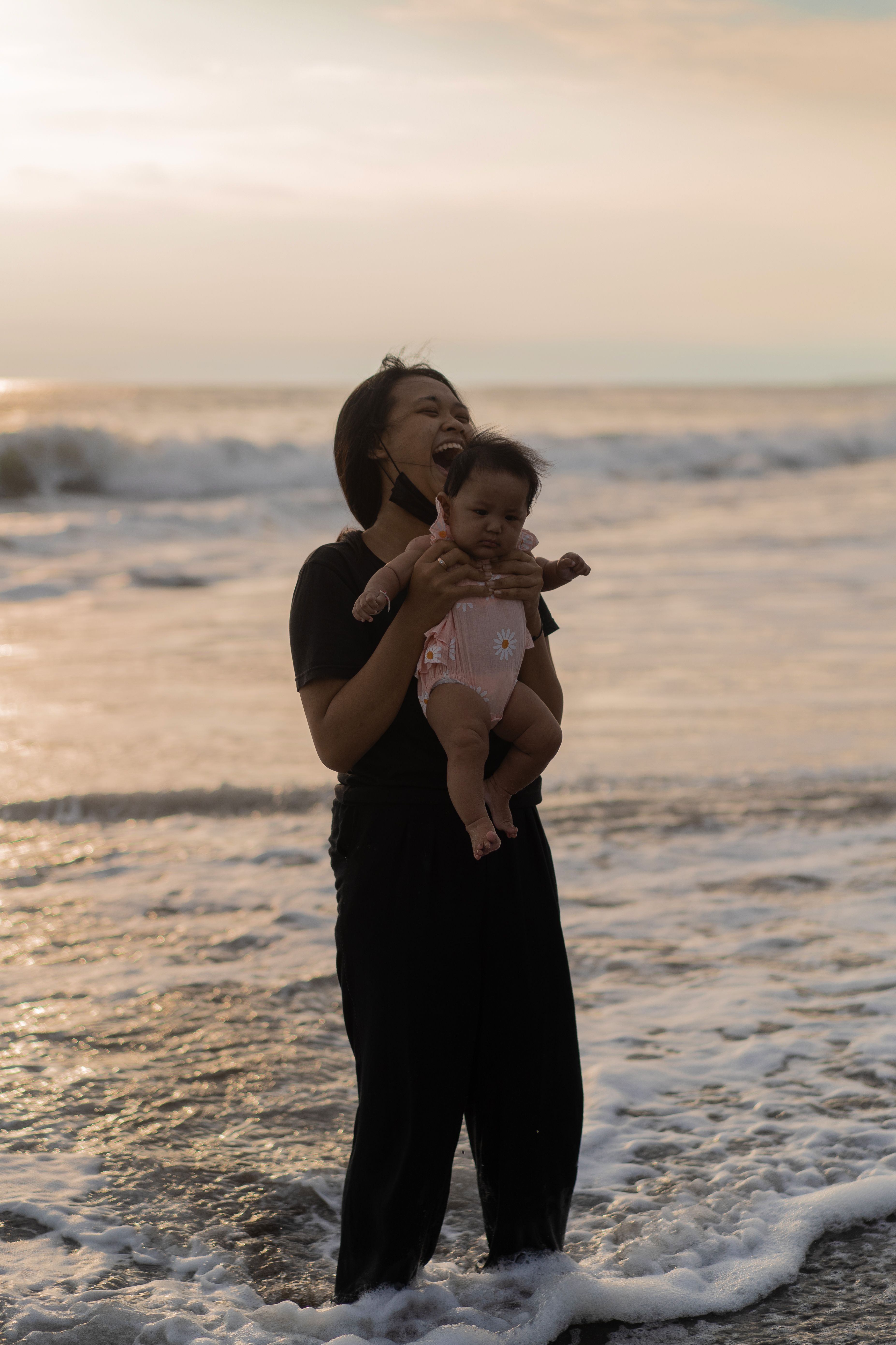 Al mare con un neonato: la guida completa per genitori