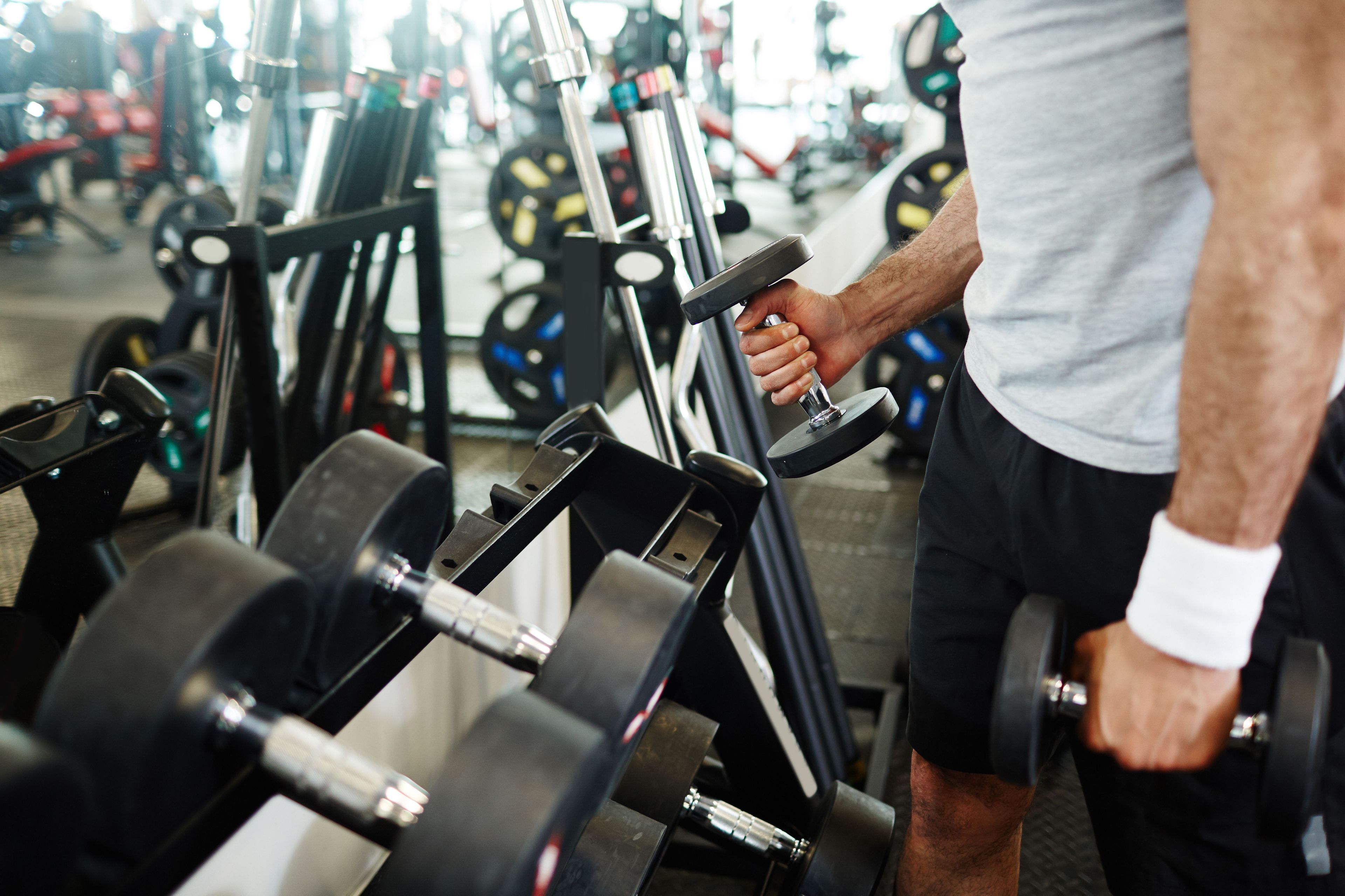 Gli integratori per atleti: una guida per massimizzare le prestazioni e costruire massa muscolare